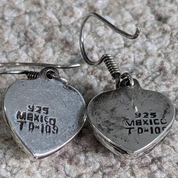 Vintage Mexican Taxco Sterling Silver Heart Charm Earrings with Black Onyx Inlay - Picture 4 of 9